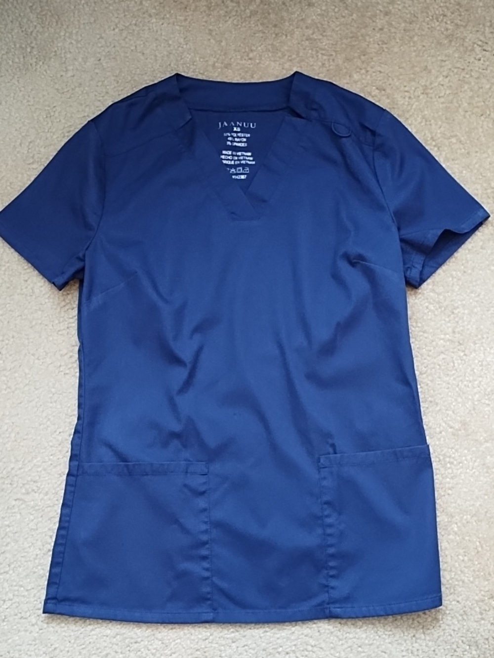Jaanuu Estate Blue Relaxed V-Neck Scrub Top XS J96124 Nursing Dental Vet Tech